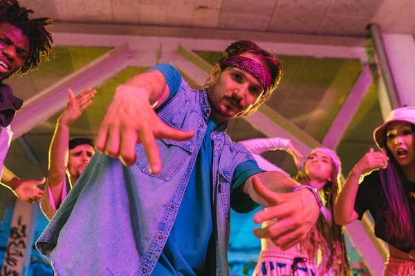 Enhancing vo2 max in elite mountaineers: the transformative effects of altitude training on peak performance